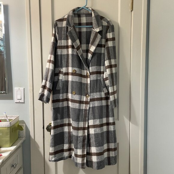 Double Breasted Brown Plaid Coat Size Medium Pockets and kick pleat - Picture 2 of 8